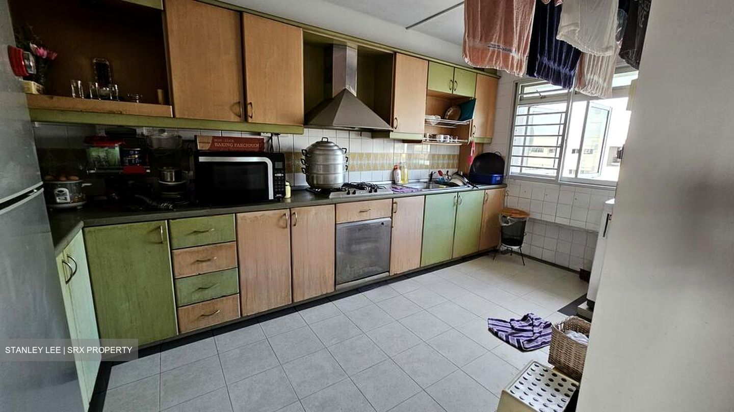 Blk 831 Jurong West Street 81 (Jurong West), HDB Executive #514387531